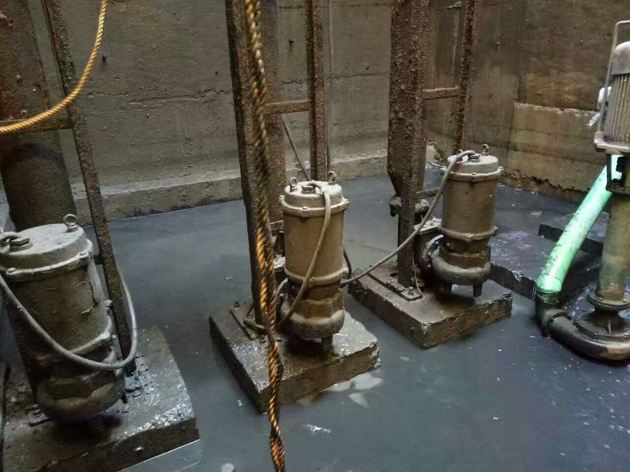 延寿污水池清理